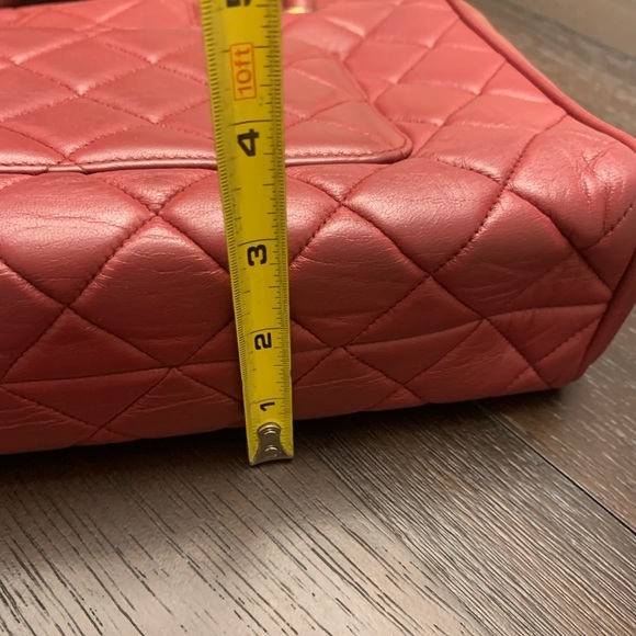 Chanel handbag - Picture 10 of 15